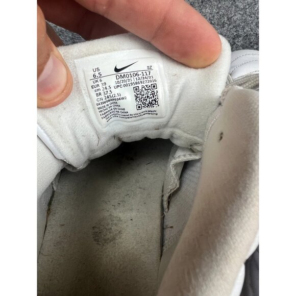 Nike Air Jordan 12 Golf Masters Shoe Men\'s 6.5 White Metallic‎ Gold DM0106-117 main image 5